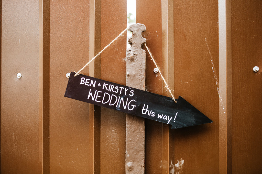 Wedding this way arrow