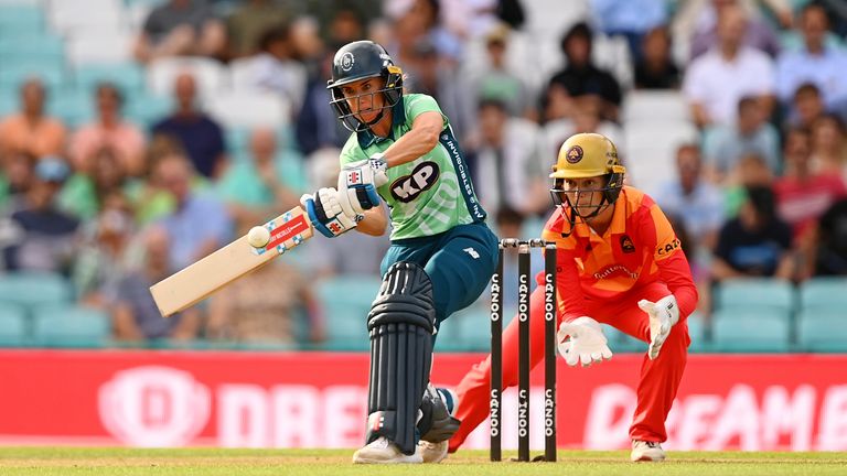 Lauren Winfield-Hill put on another brilliant display with the bat as the Invincibles chased down 107