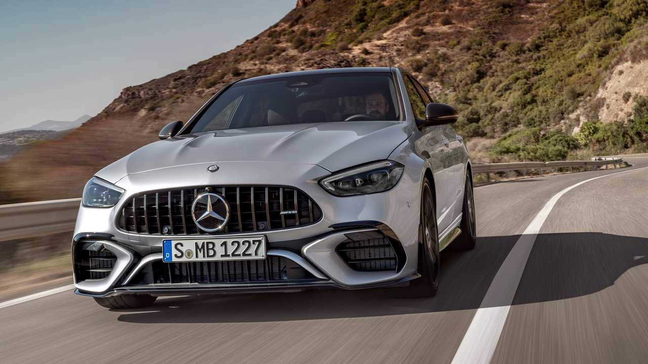 2024 Mercedes-AMG C63 S E Performance Exterior Front Quarter