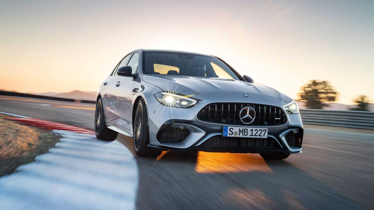 2024 Mercedes-AMG C63 S E Performance Exterior Front Quarter