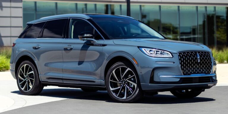 2023 Lincoln Corsair Review, Pricing, and Specs