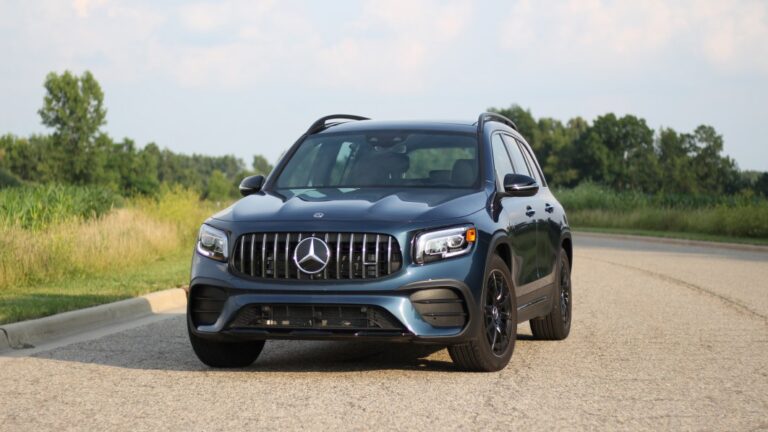 2023 Mercedes-Benz GLB-Class Review: Lovable little field | Autoblog