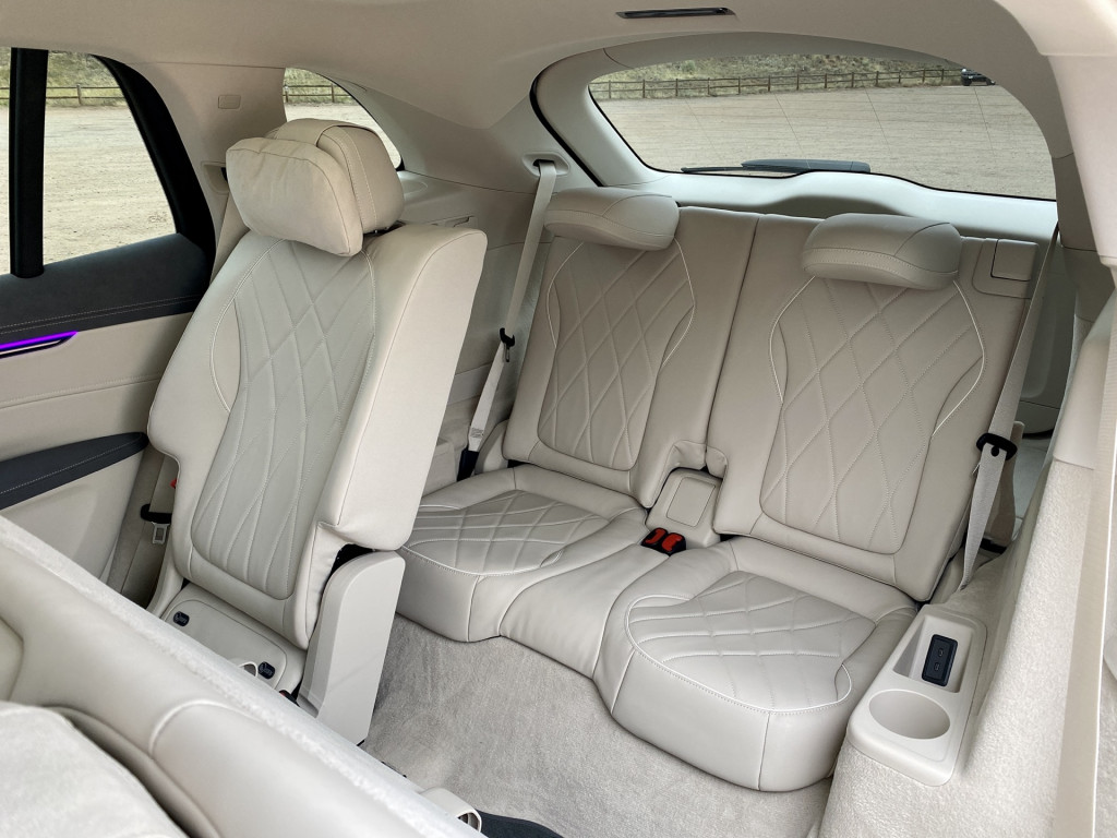 2023 Mercedes-Benz EQS SUV