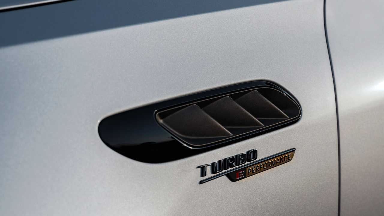 2024 Mercedes-AMG C63 S E Performance Exterior Fender Vent