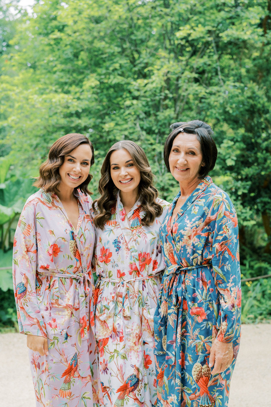 Bride hairstyle bridesmaids before ceremony cheers prosecco wine champagne