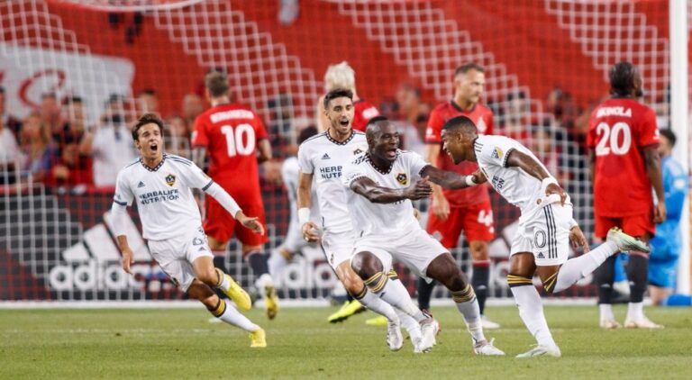 Galaxy rating late to safe attract Greg Vanney’s return to Toronto