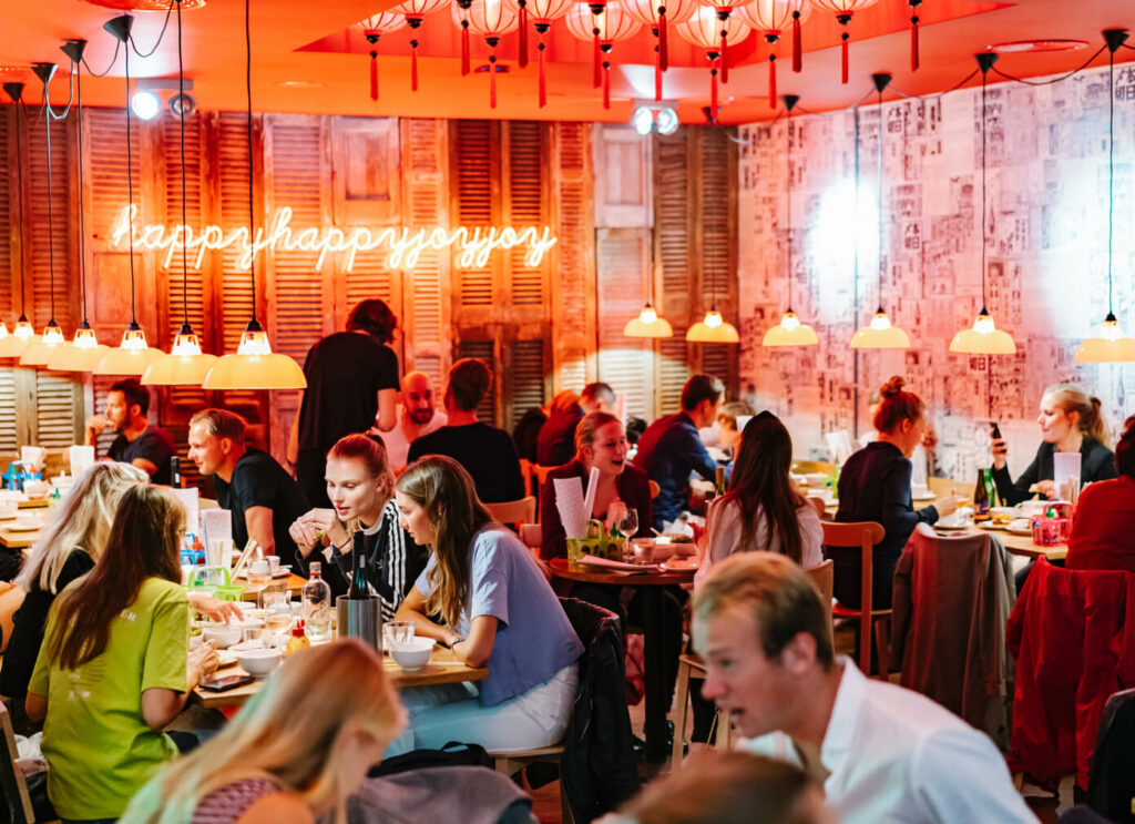 HappyHappyJoyJoy restaurant Amstersdam