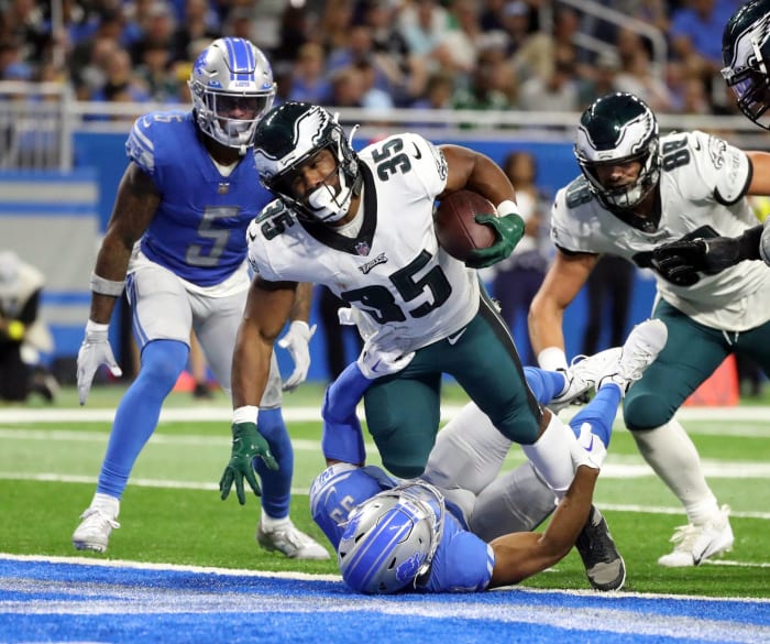 With reinforcements, Lions still no match for Eagles' run game