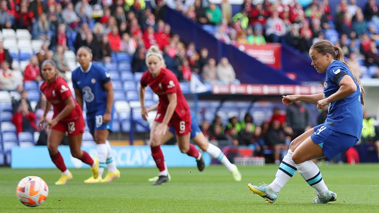 Fran Kirby puts Chelsea ahed