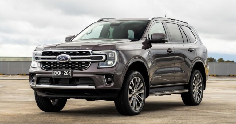 2023 Ford Everest Platinum evaluate