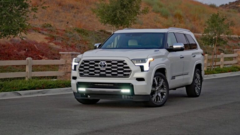 2023 Toyota Sequoia Review: Few steps ahead, few steps again – Autoblog