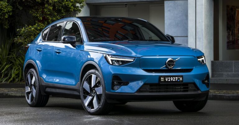 2023 Volvo C40 Recharge evaluate