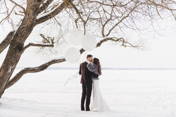 8 Essential Elements of a Winter Wonderland Wedding – Weddingbee