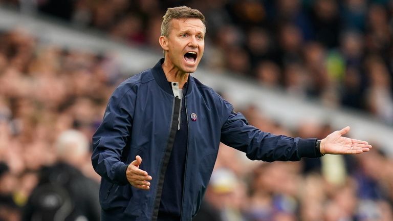 Leeds 2-3 Fulham: Aleksandar Mitrovic, Bobby Decordova-Reid and Willian strike to pile extra strain on Jesse Marsch