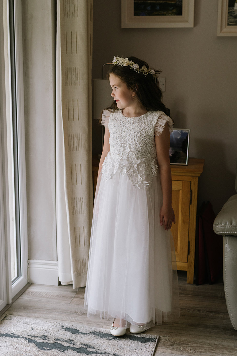 Little flower girl