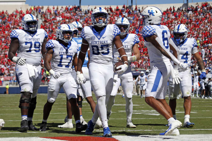 South Carolina (3-2, 0-2 in SEC) at No. 13 Kentucky (4-1, 1-1 in SEC), 7:30 p.m., Saturday, SEC Network