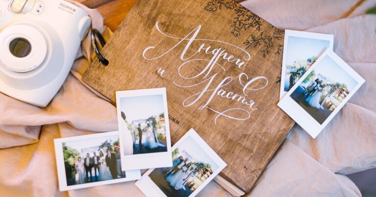 14 Picture-Perfect Polaroid Guest Books 