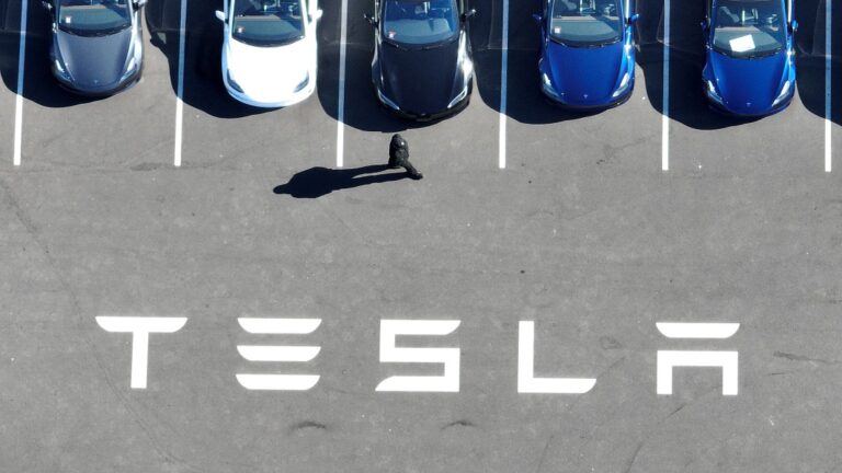 Tesla security at centre of South Korean trial over fiery, deadly crash – Autoblog