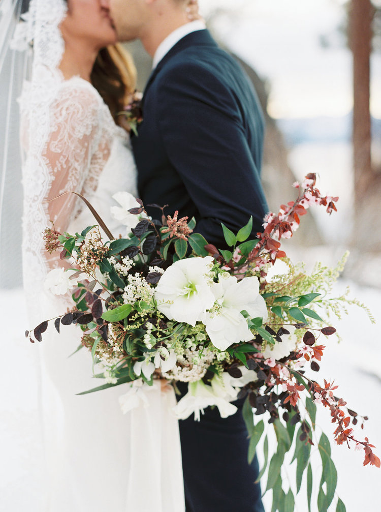 Winter Wedding Bridal Bouquets | www.onefabday.com