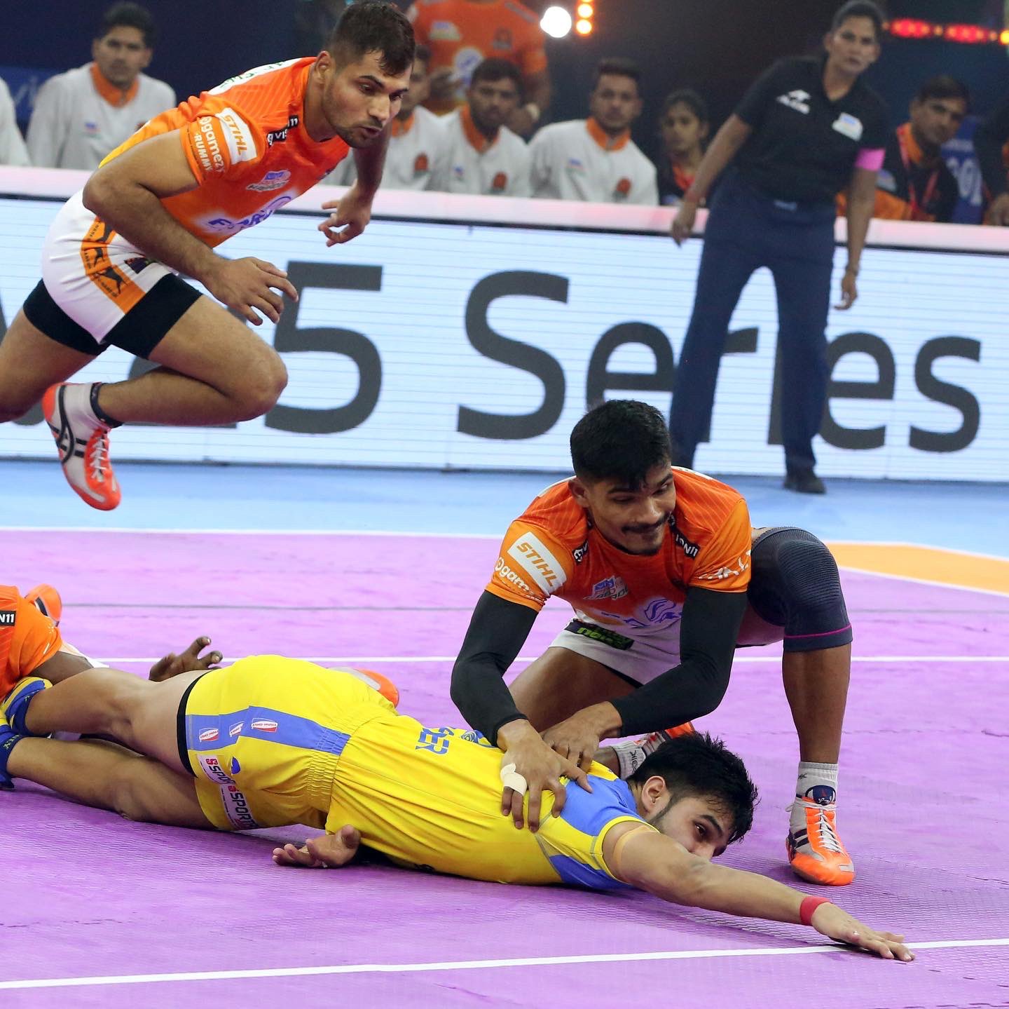 PKL 2022 LIVE: Puneri Paltan face Tamil Tahalaivas in revenge encounter on DAY 29, Bengaluru Bulls, Haryana Steelers look to return to winning ways in Pro Kabaddi League 9 - Follow PKL 9 LIVE Updates