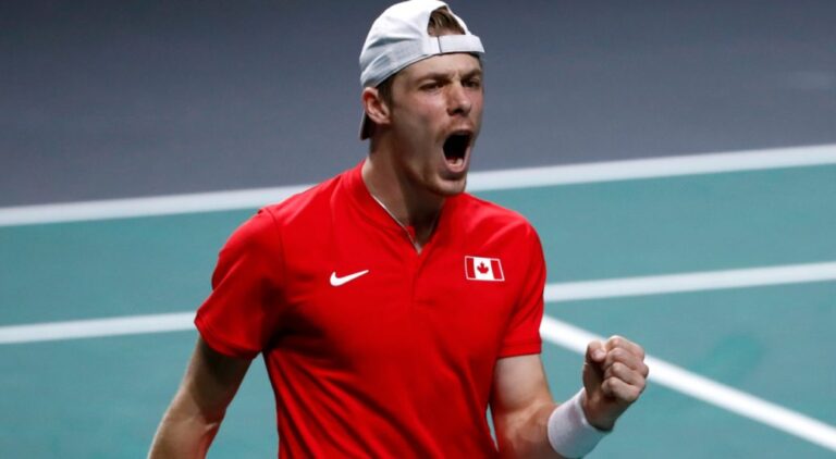 Shapovalov wins in straight units, provides Canada 1-0 lead in Davis Cup ultimate