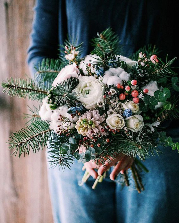 Winter Wedding Bridal Bouquets | www.onefabday.com