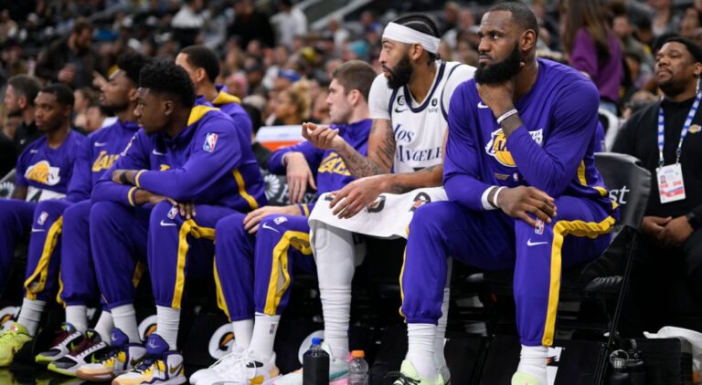 NBA Notebook: Does latest success make Lakers take into account a commerce?