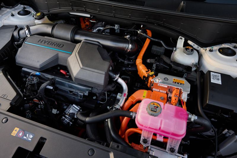 2025 Hyundai Santa Fe Hybrid