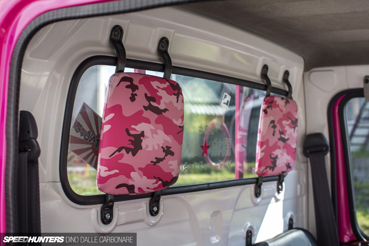 HelloSpecial-Carry-127