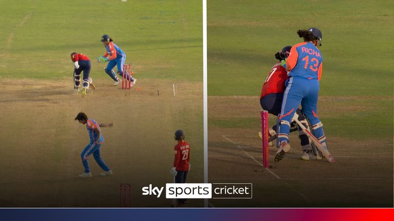 A mix-up in the crease saw Sophia Dunkley dismissed on just one after she was caught out when Danni Wyatt-Hodge didn't look to run.