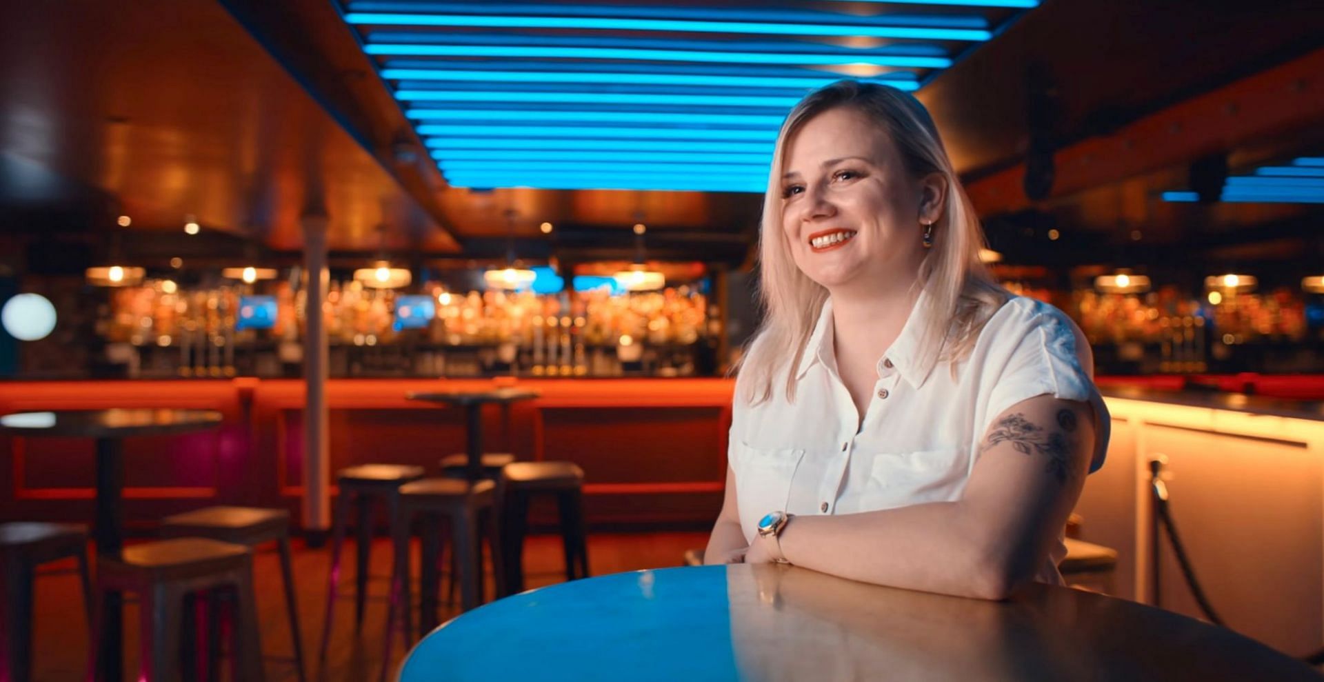 A still from Trainwreck: Poop Cruise (Image via Netflix)