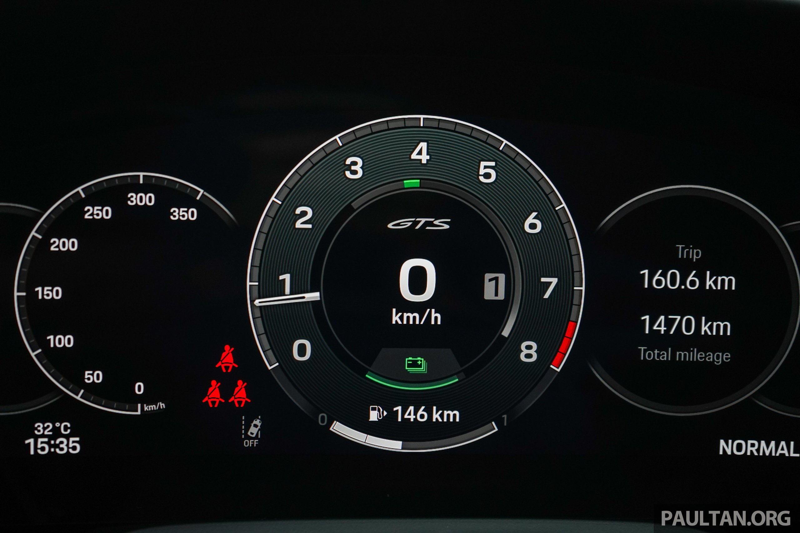 2025-992.2-Porsche-911-facelift-Chiang-Mai-drive-Porsche-911-GTS-t-hybrid-30