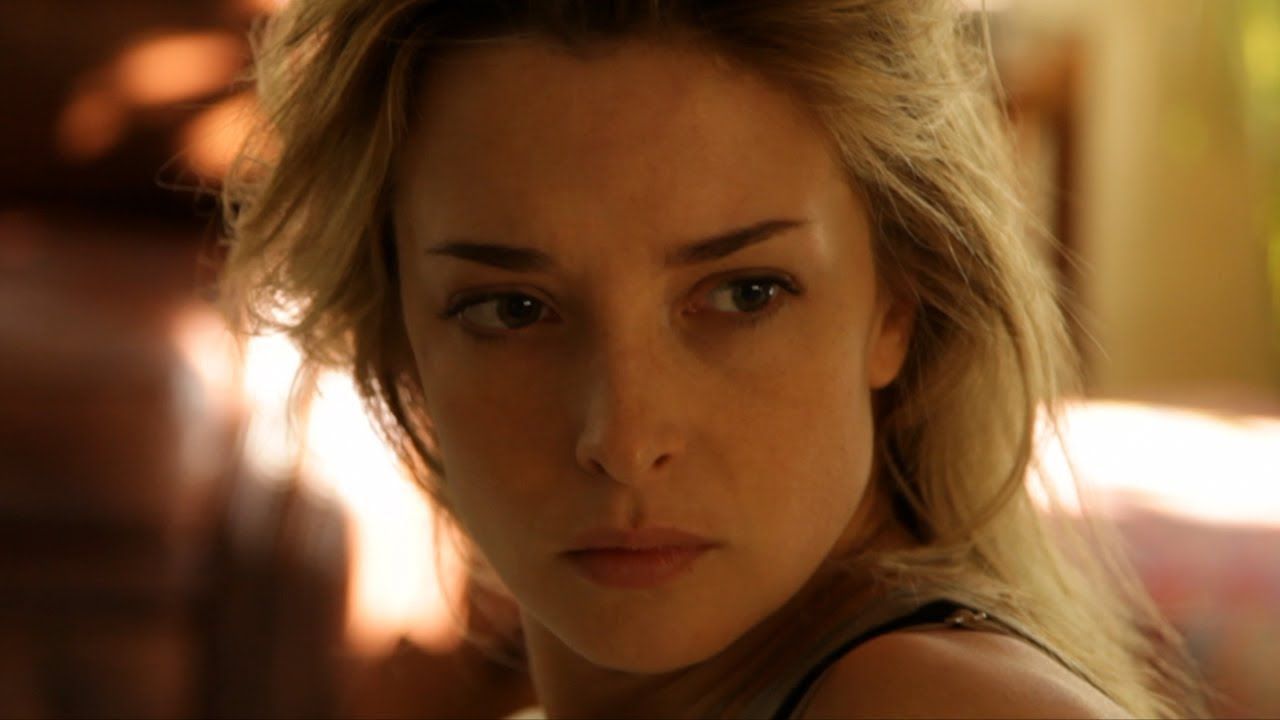 A still from Coherence (2013) (Image via Amazon Prime Video)