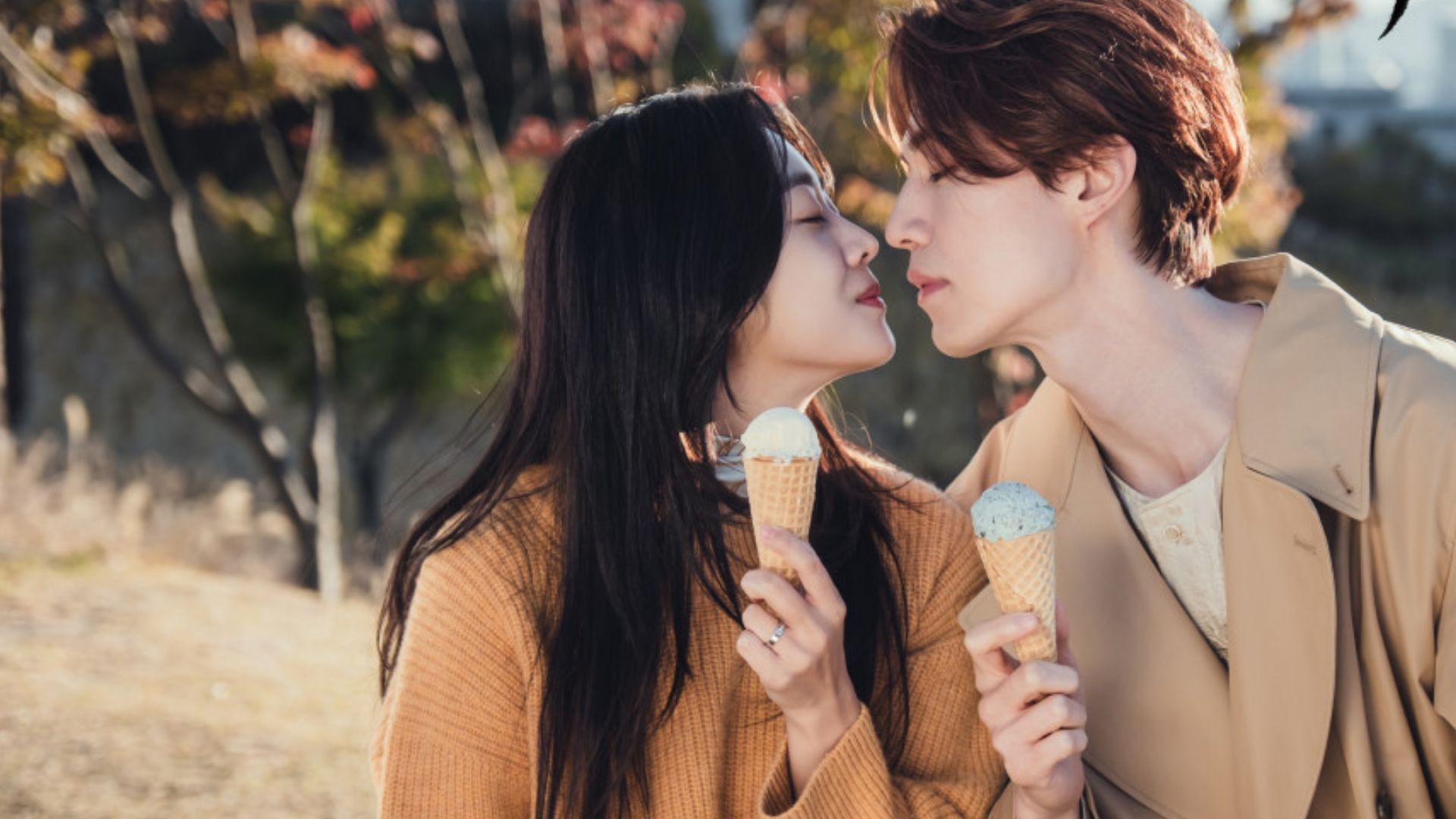 Lee Dong-wook fans wouldn't want to miss out on this romantic K-drama (Image via tvN)