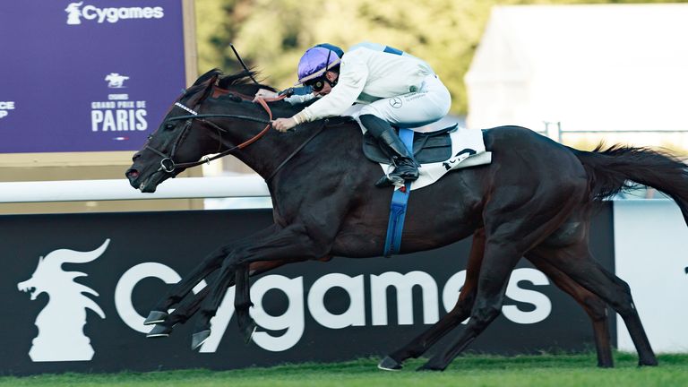 Leffard defeated Trinity College at ParisLongchamp (Photo: Zuzanna Lupa)