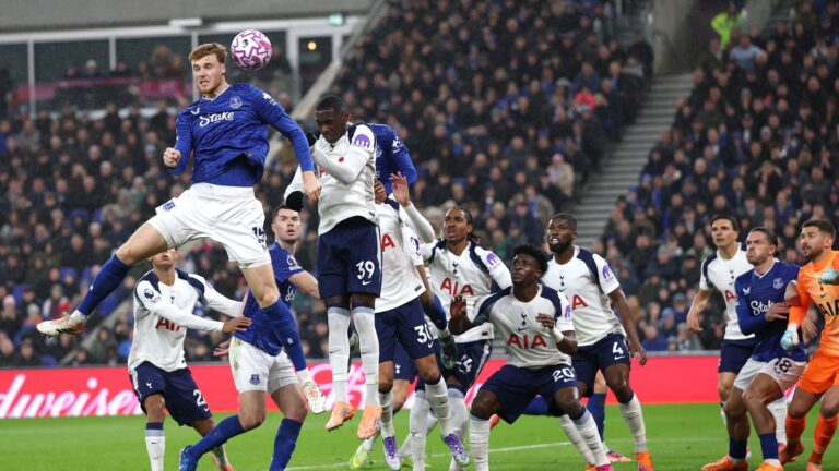 David Moyes interview: Everton boss on Premier League’s set-piece development and timeless techniques