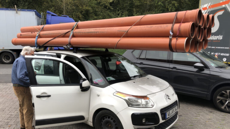 These Are The Weirdest Things You Have Ever Moved In Your Car – Jalopnik