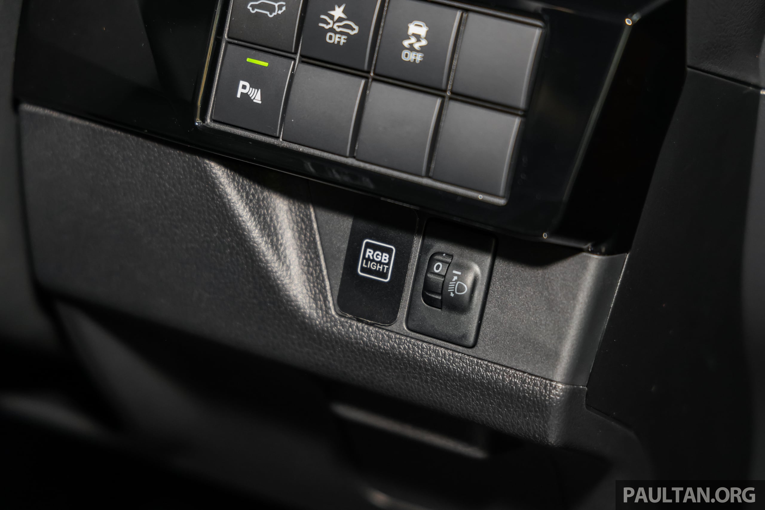 2026-Perodua-D66B-Traz-H-GearUp-Preview-Malaysia-Int-82