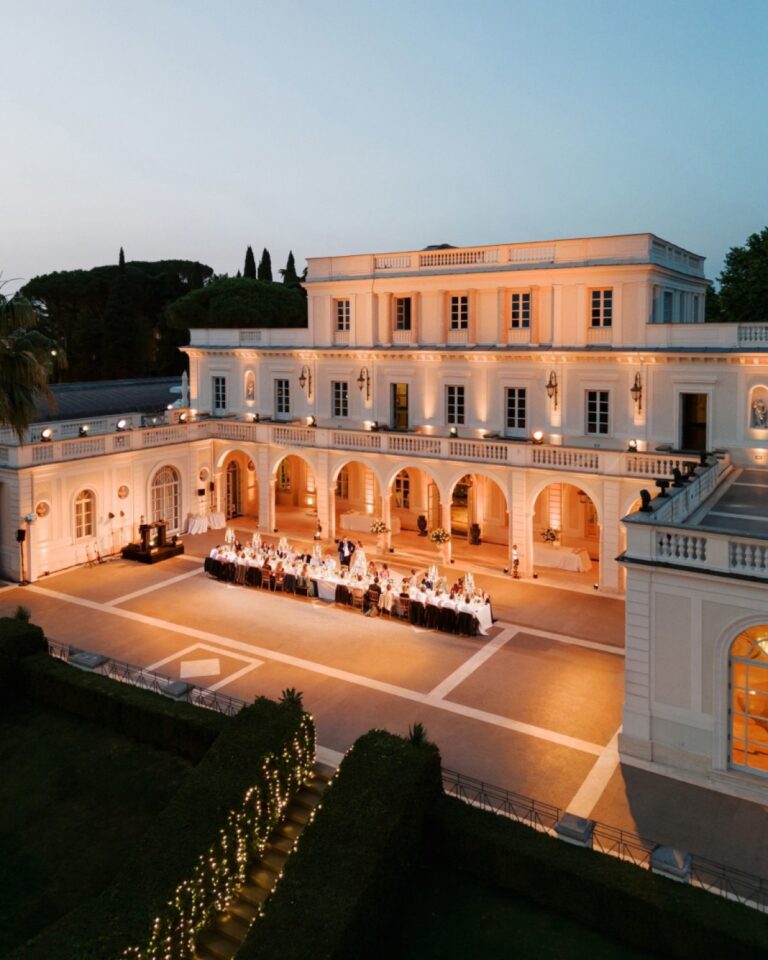 A Sleek Ivory Wedding Defined by Architectural Quartzite Accents and a Cinematic Atmosphere at Villa Miani