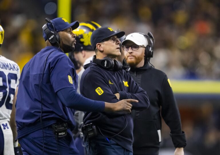 Deadspin | Former Michigan coach Jim Harbaugh reached out to Sherrone Moore: ‘It’s a tragedy’