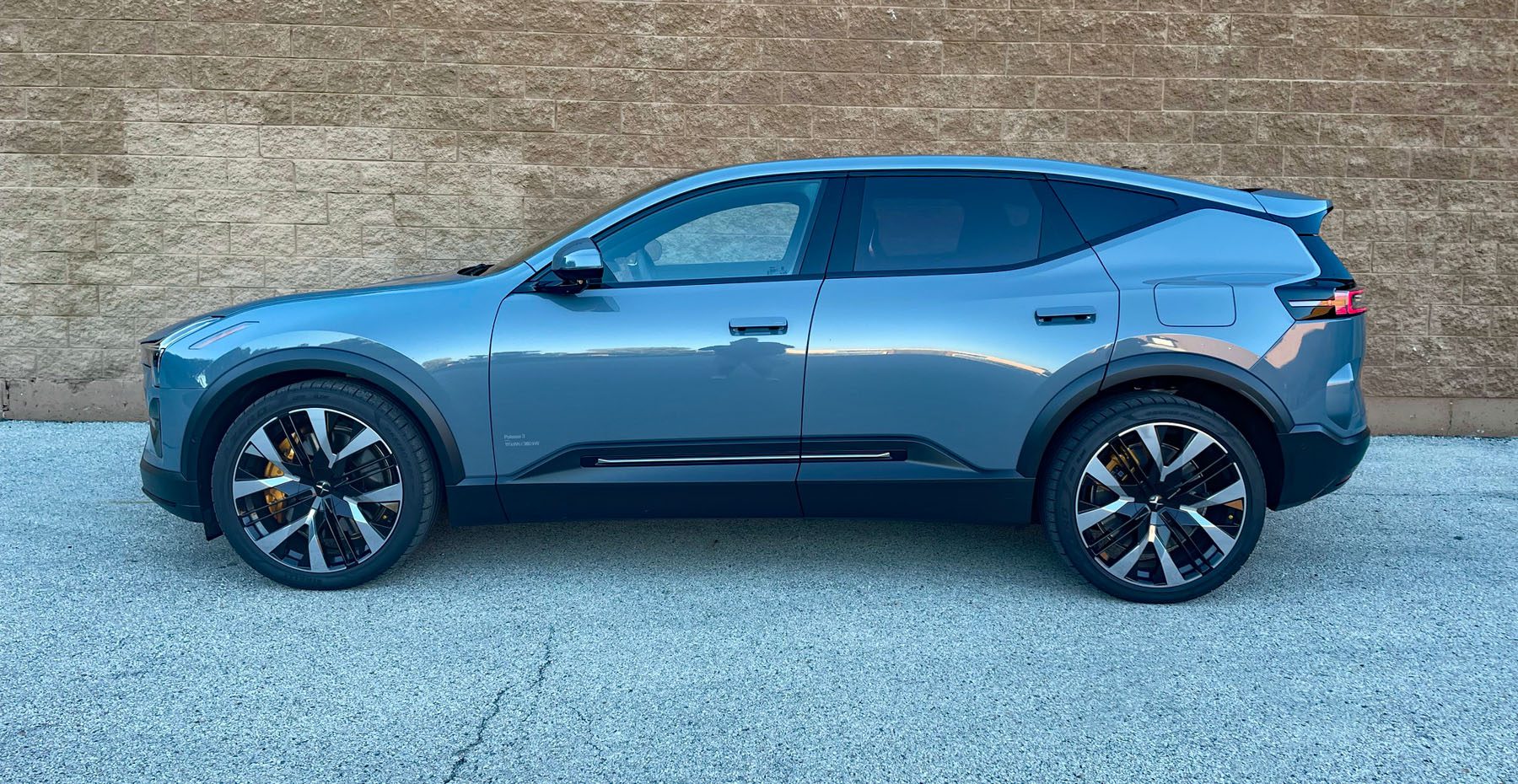 2025 Polestar 3 in Thunder. Profile view.