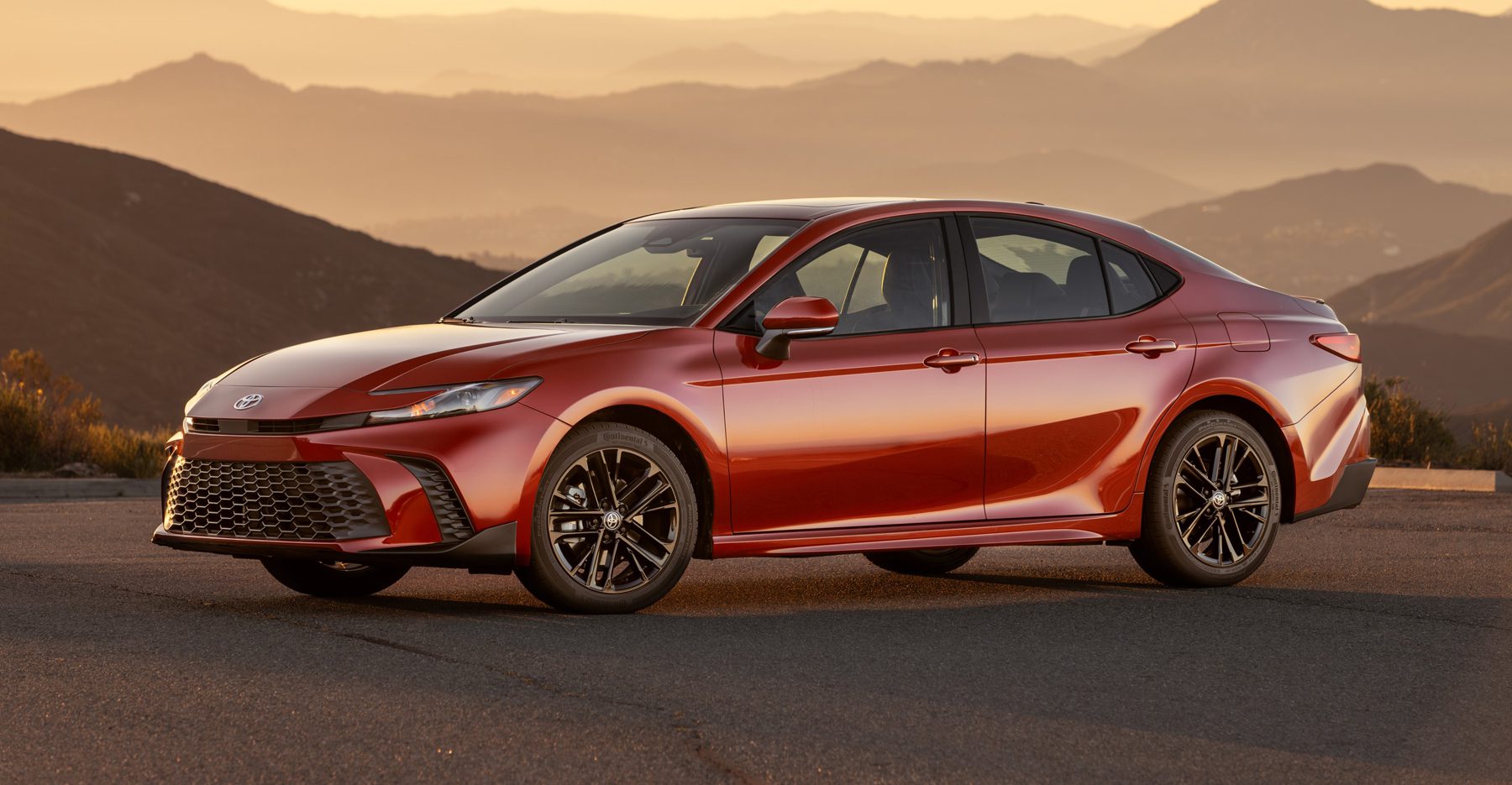 Toyota Camry, 2026 Consumer Guide Best Buy