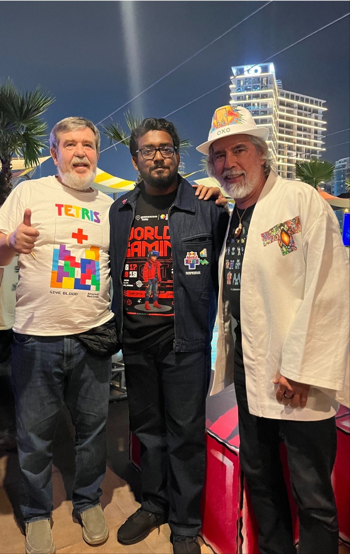 Meeting the two legends (Image via Angshuman Dutta)