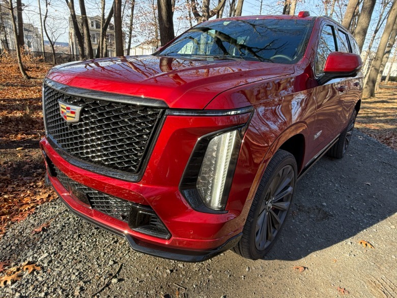 2026 Cadillac Escalade-V front 3/4 view