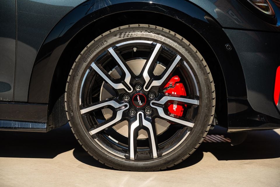 Cooper JCW Favoured
