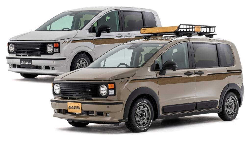  These Honda Minivans Look Straight Out Of An &rsquo;80s American Suburban Driveway