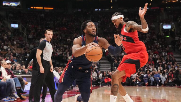 NBA Playoff Push: Raptors sit atop East’s meaty center