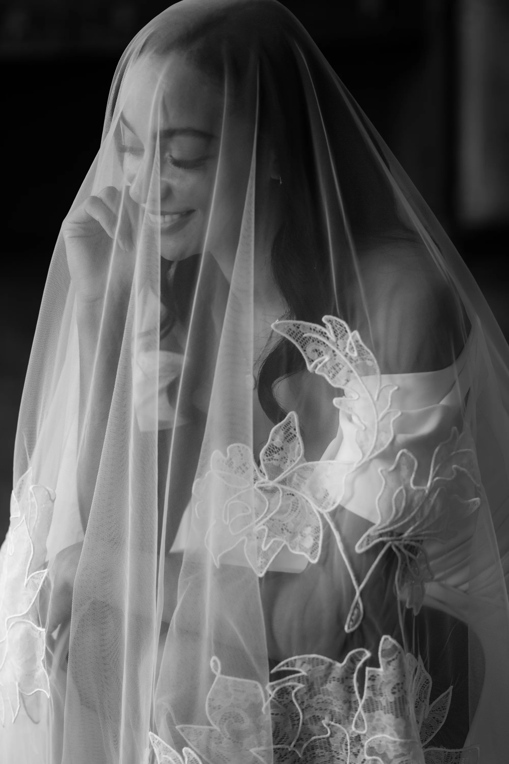 Rebecca Anne Designs embroidered wedding veils 56
