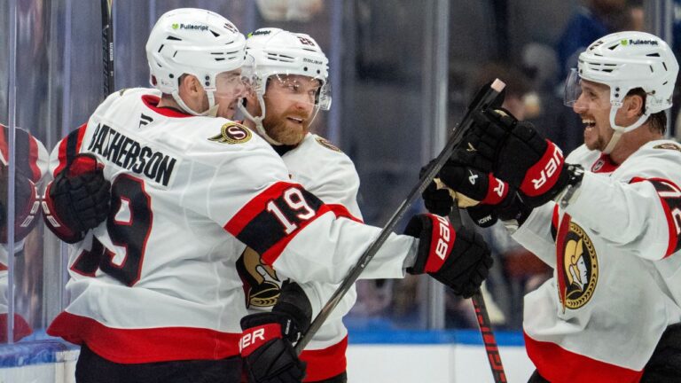 Senators muddy trade-deadline plans with thumping of Maple Leafs