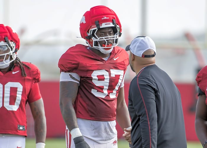 Chicago Bears: Quincy Rhodes Jr., EDGE, Arkansas